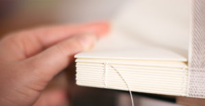 Binden der Lagen für ein Biografiebuch